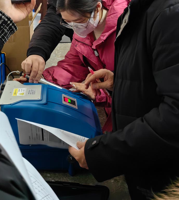 湖南衡陽生態(tài)監(jiān)測站PF-300非甲烷總烴分析儀交付驗收